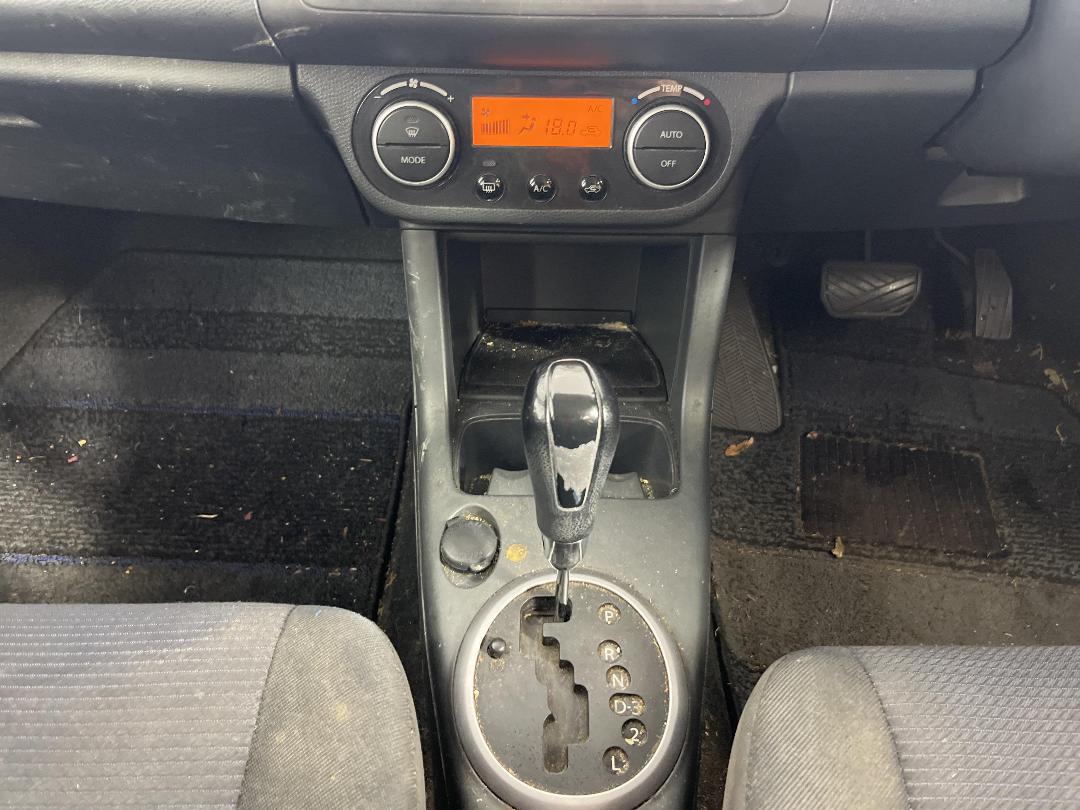 Photo '18' of Suzuki Swift