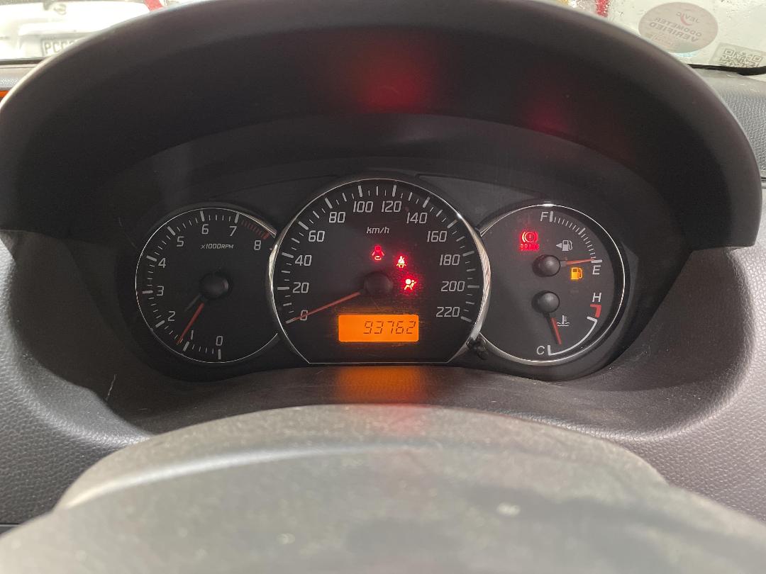 Photo '12' of Suzuki Swift