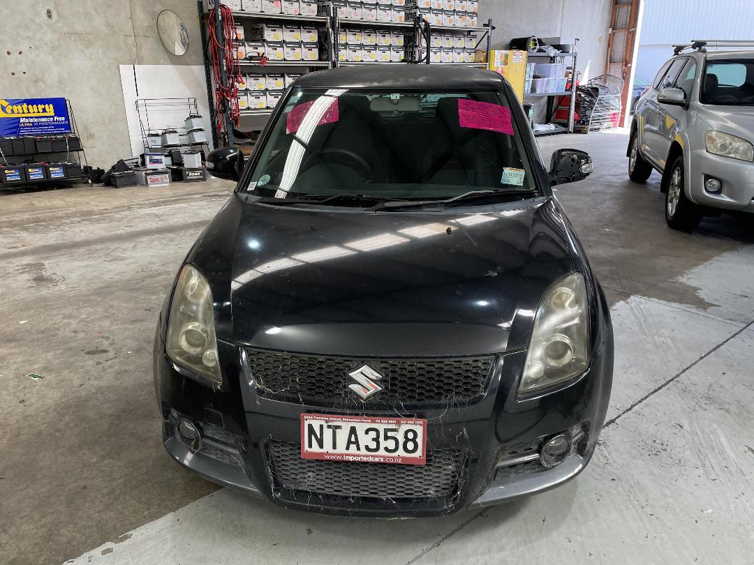 Photo '17' of Suzuki Swift