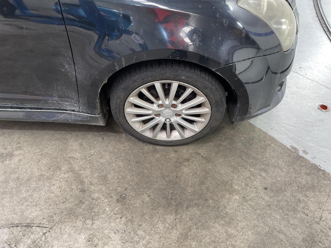 Photo '16' of Suzuki Swift