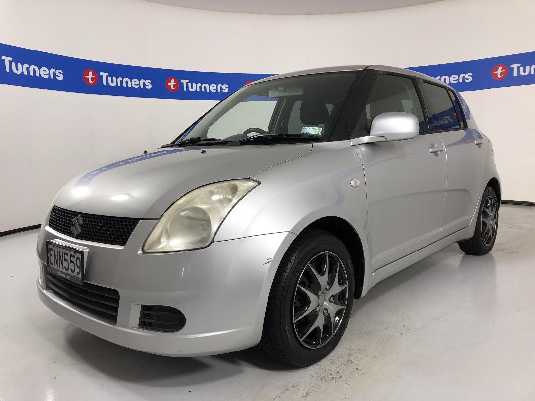 Photo '4' of Suzuki Swift