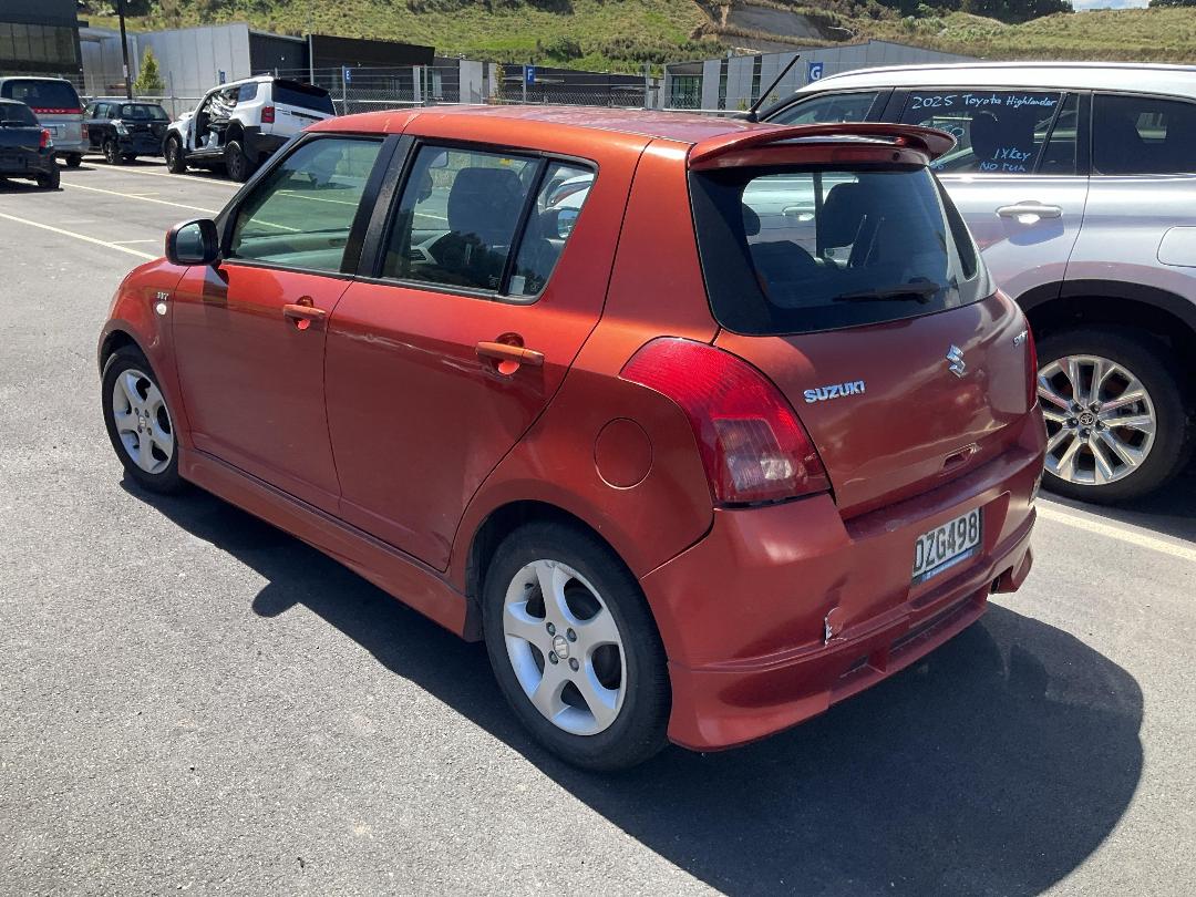 Photo '3' of Suzuki Swift Glxha2 LTD