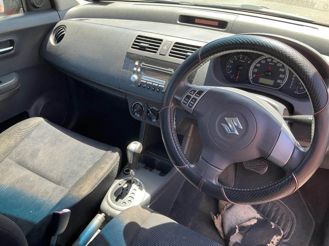 Photo '7' of Suzuki Swift Glxha2 LTD