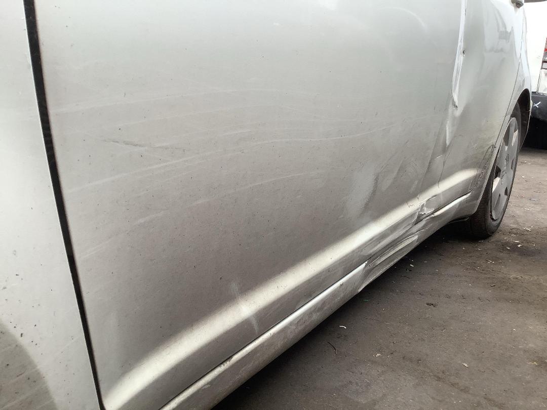 Photo '3' of Suzuki Swift Photo '3' of Suzuki Swift