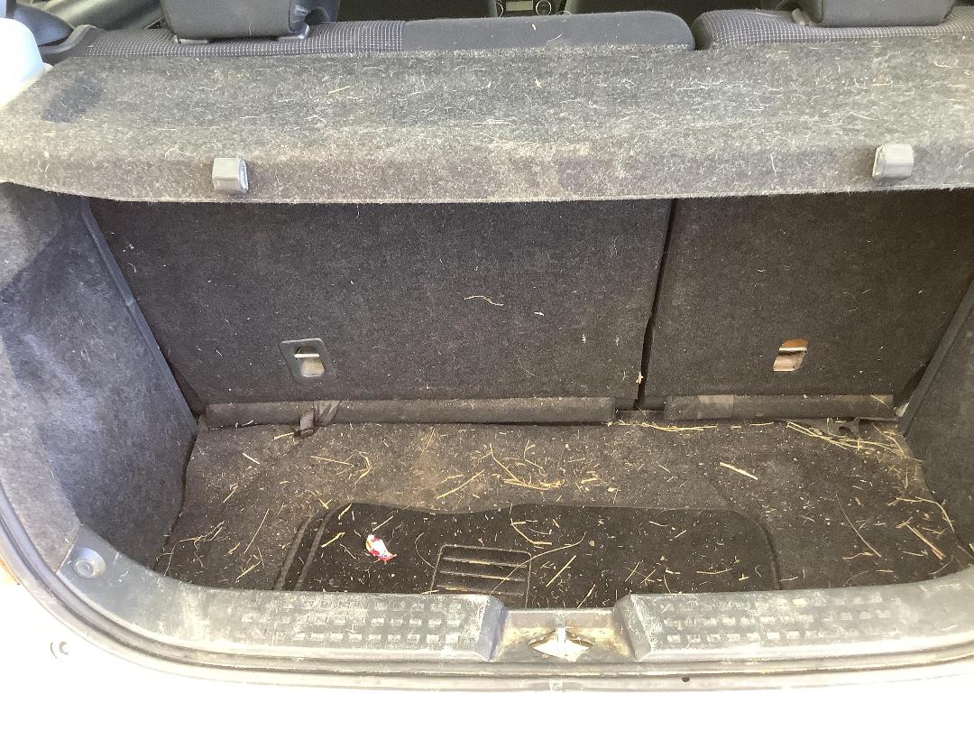 Photo '9' of Suzuki Swift Photo '9' of Suzuki Swift