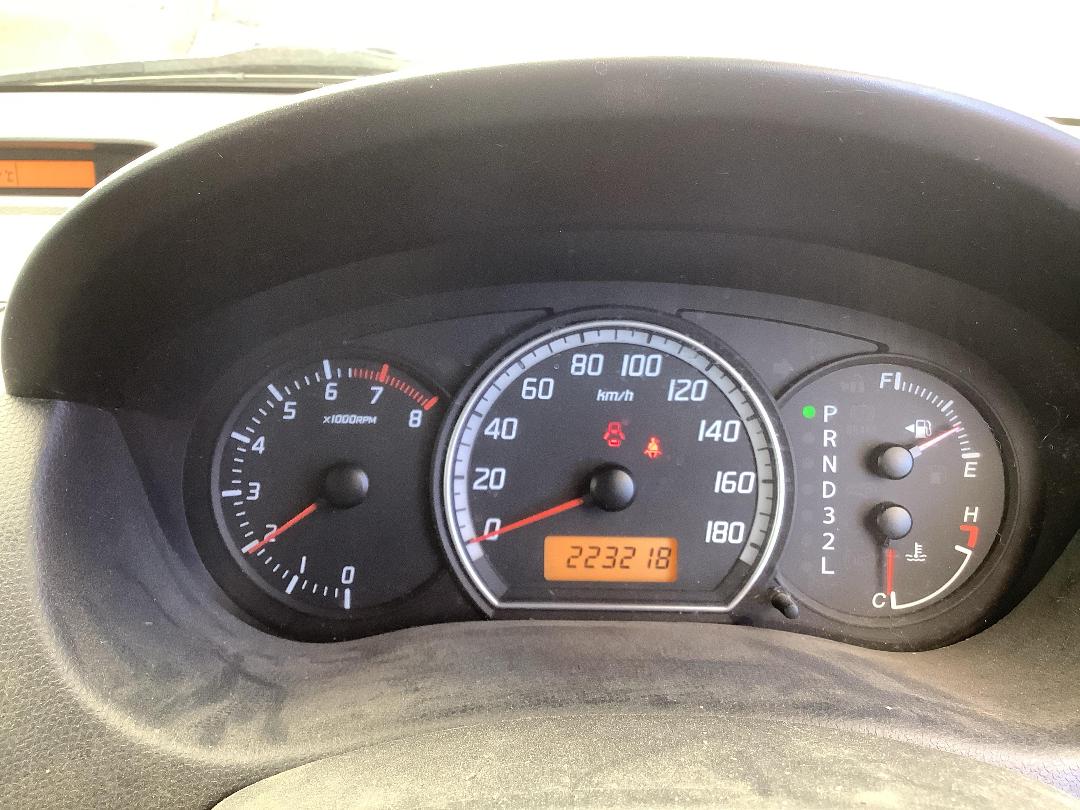 Photo '16' of Suzuki Swift Photo '16' of Suzuki Swift