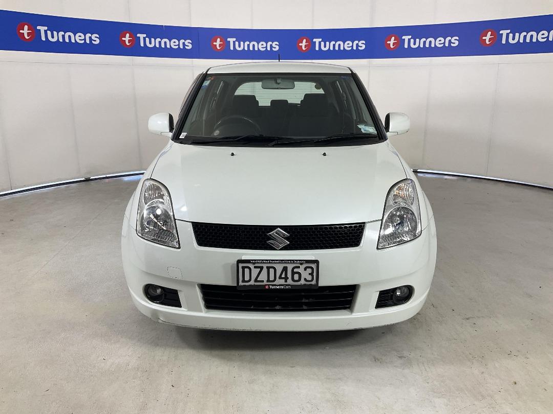 Photo '2' of Suzuki Swift