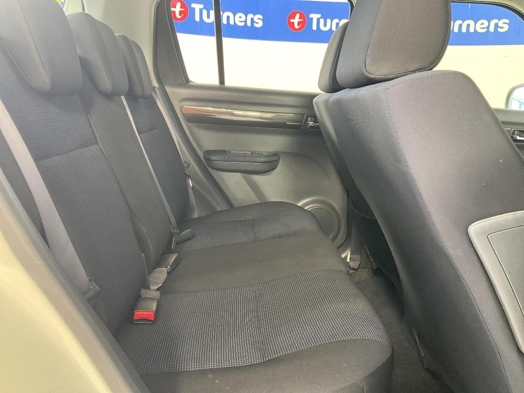 Photo '20' of Suzuki Swift