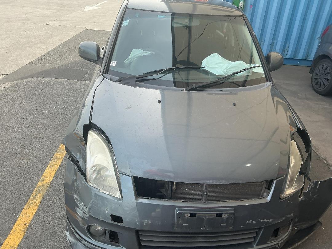 Photo '5' of Suzuki Swift Glxh2 LTD Photo '5' of Suzuki Swift Glxh2 LTD