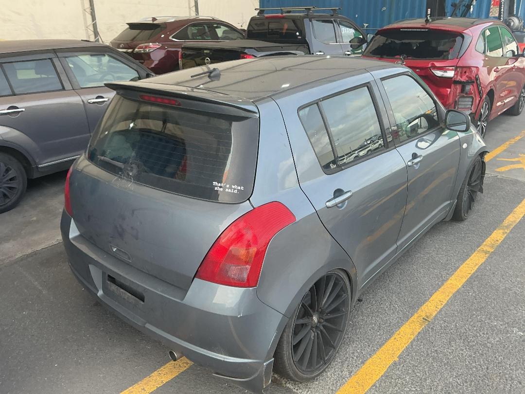 Photo '14' of Suzuki Swift Glxh2 LTD Photo '14' of Suzuki Swift Glxh2 LTD