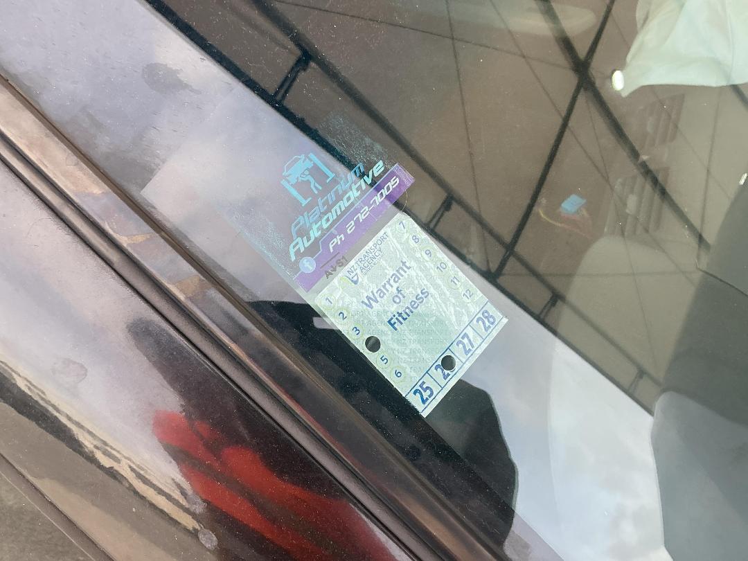 Photo '25' of Suzuki Swift Glxh2 LTD Photo '25' of Suzuki Swift Glxh2 LTD