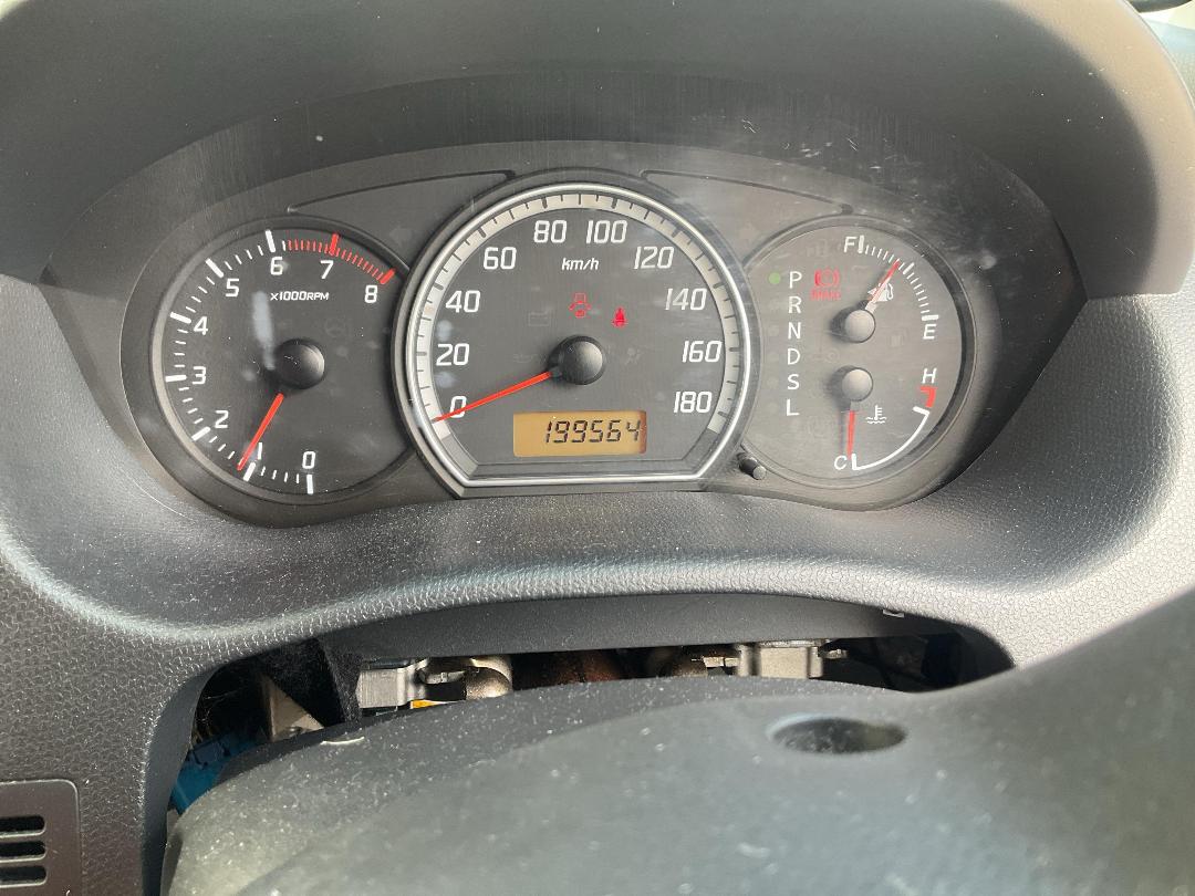 Photo '8' of Suzuki Swift Photo '8' of Suzuki Swift