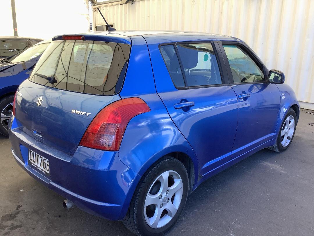 Photo '7' of Suzuki Swift Glxha2 LTD
