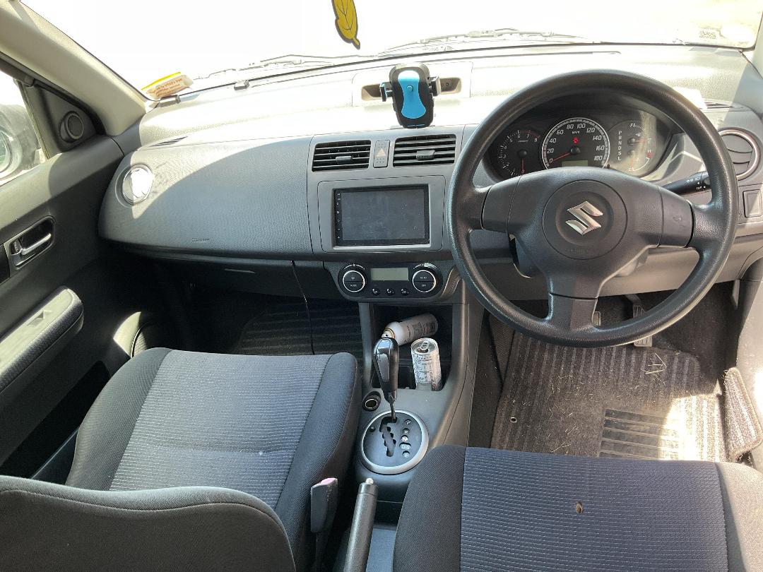 Photo '19' of Suzuki Swift Photo '19' of Suzuki Swift