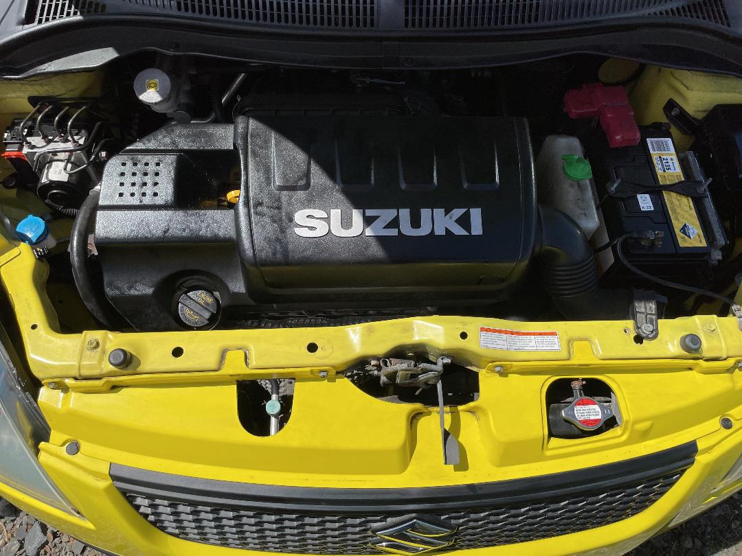 Photo '13' of Suzuki Swift Photo '13' of Suzuki Swift