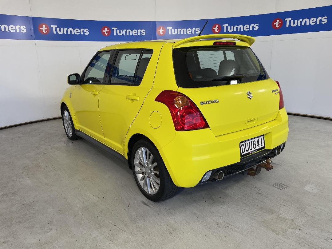 Photo '5' of Suzuki Swift Photo '5' of Suzuki Swift