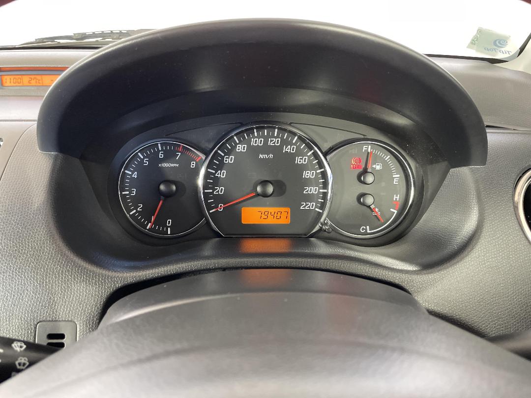 Photo '21' of Suzuki Swift Photo '21' of Suzuki Swift