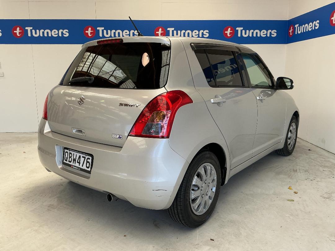 Photo '7' of Suzuki Swift