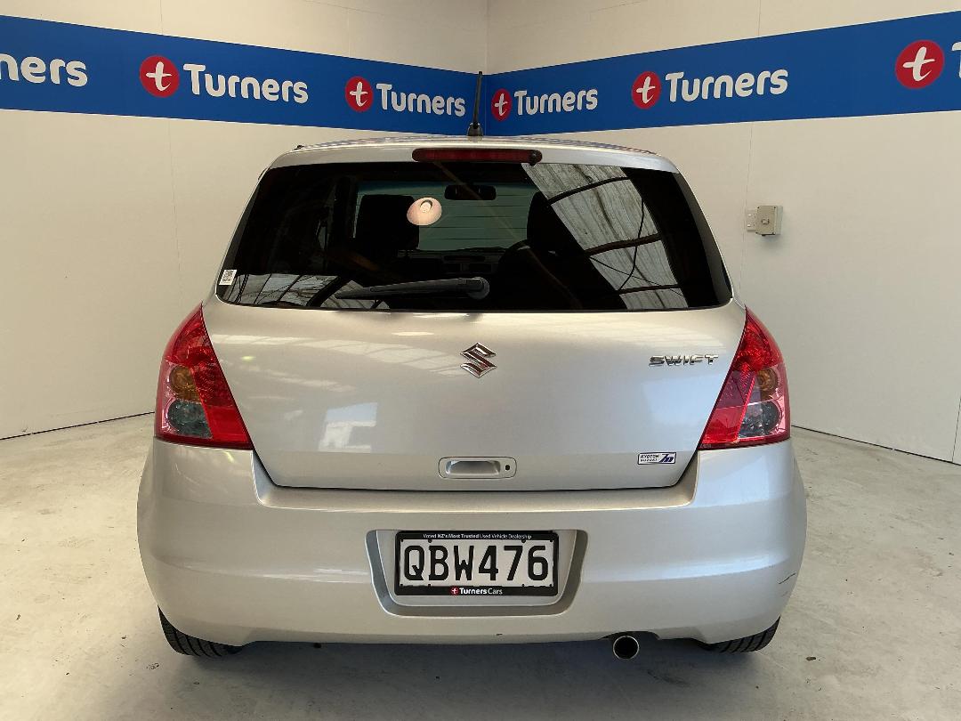 Photo '6' of Suzuki Swift