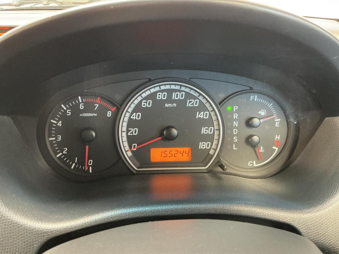 Photo '21' of Suzuki Swift