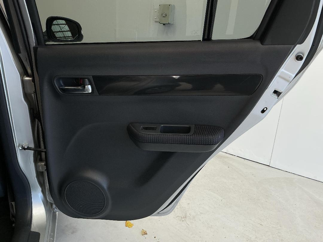 Photo '19' of Suzuki Swift