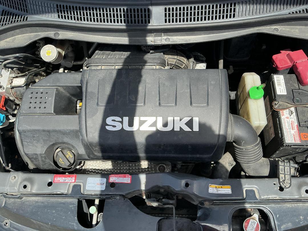 Photo '10' of Suzuki Swift Sport Photo '10' of Suzuki Swift Sport