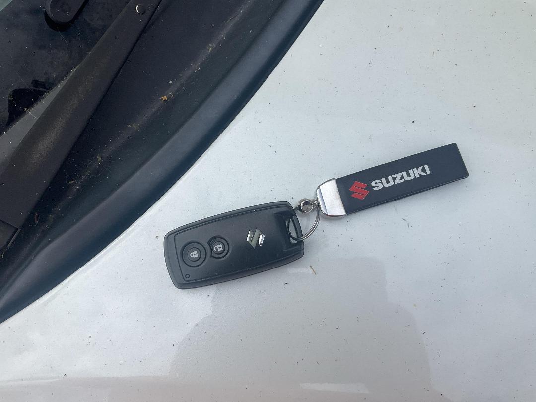 Photo '7' of Suzuki Swift Photo '7' of Suzuki Swift