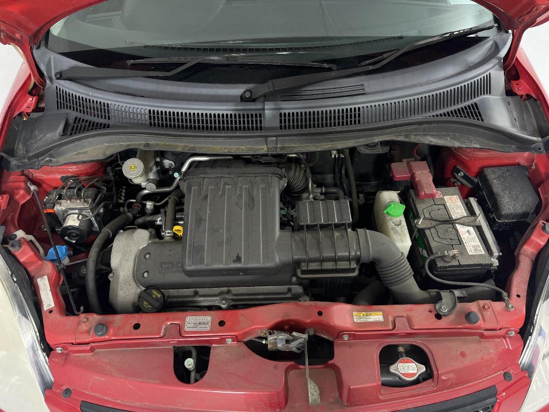 Photo '13' of Suzuki Swift Photo '13' of Suzuki Swift