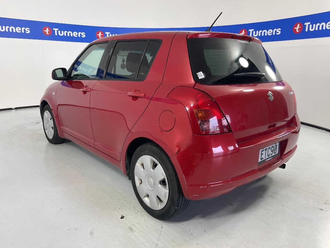 Photo '5' of Suzuki Swift Photo '5' of Suzuki Swift