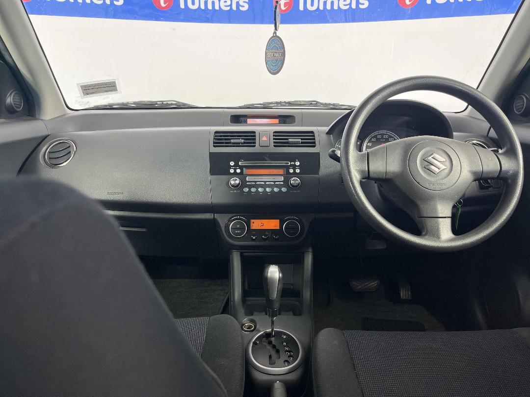 Photo '17' of Suzuki Swift Photo '17' of Suzuki Swift