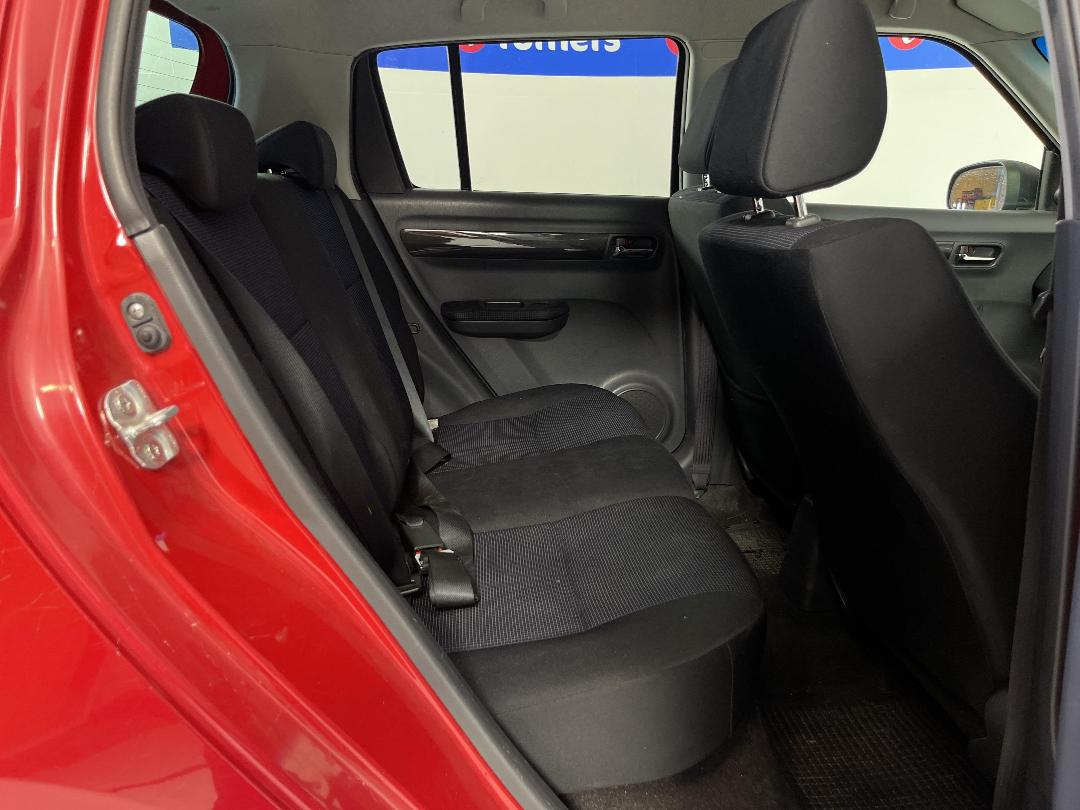 Photo '20' of Suzuki Swift Photo '20' of Suzuki Swift