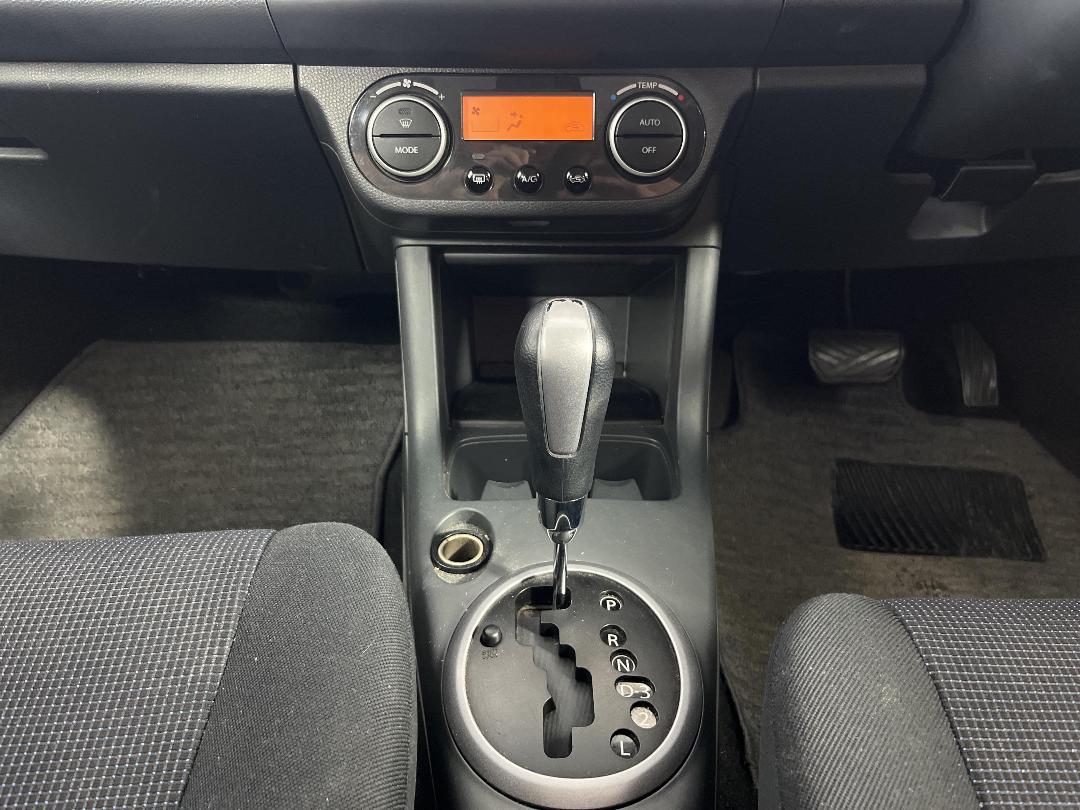 Photo '18' of Suzuki Swift Photo '18' of Suzuki Swift