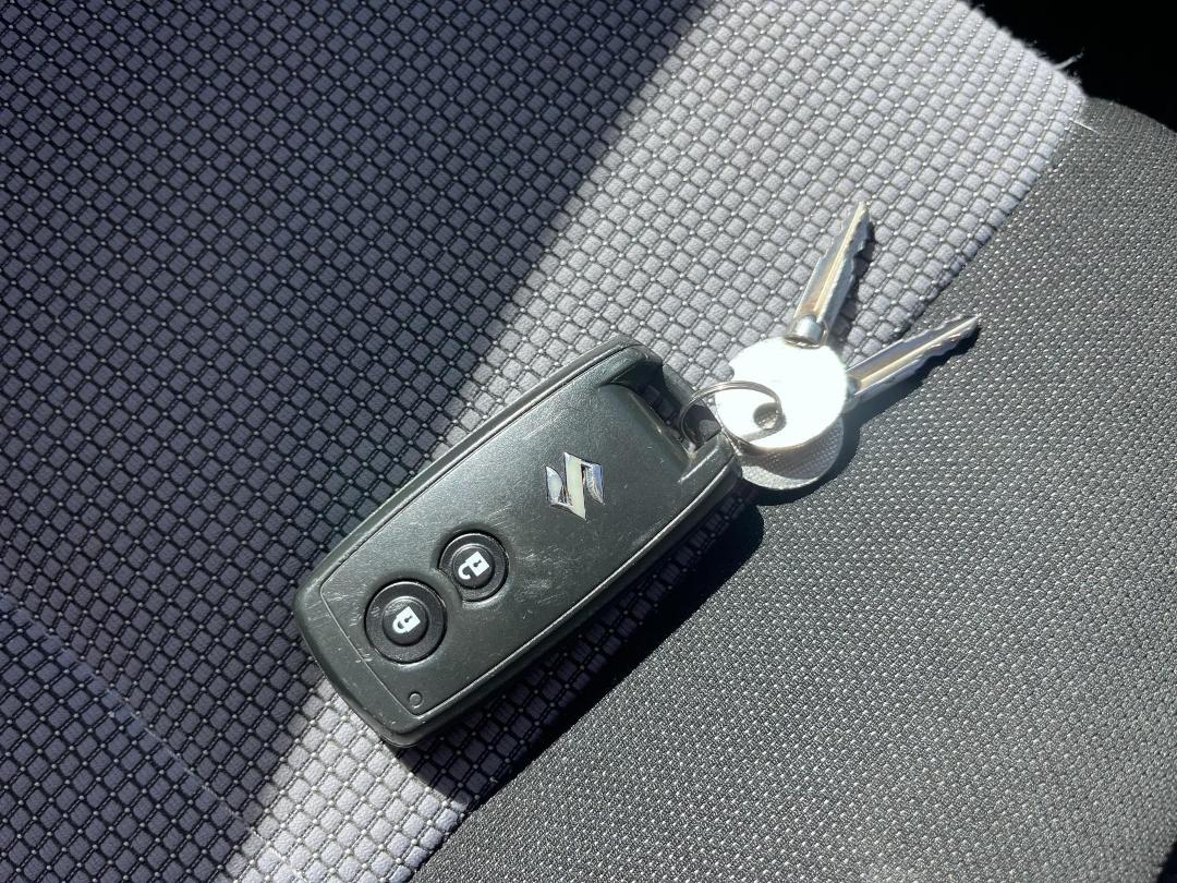 Photo '6' of Suzuki Swift