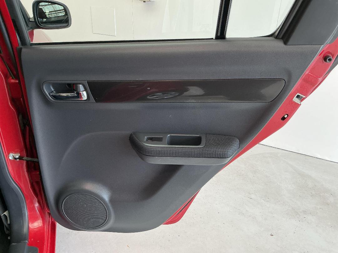 Photo '19' of Suzuki Swift