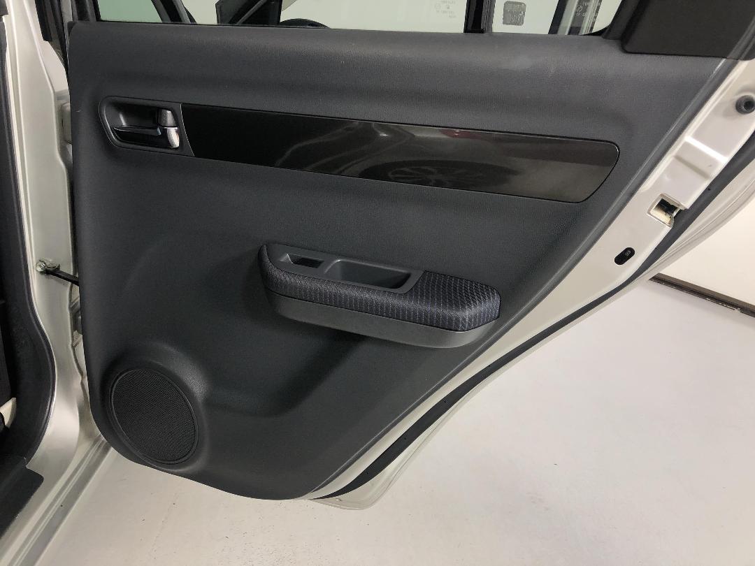 Photo '19' of Suzuki Swift