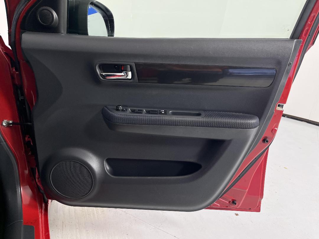 Photo '15' of Suzuki Swift