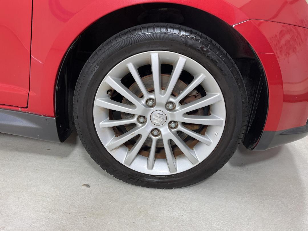 Photo '9' of Suzuki Swift