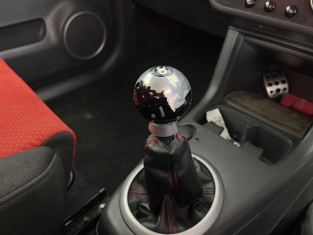 Photo '18' of Suzuki Swift