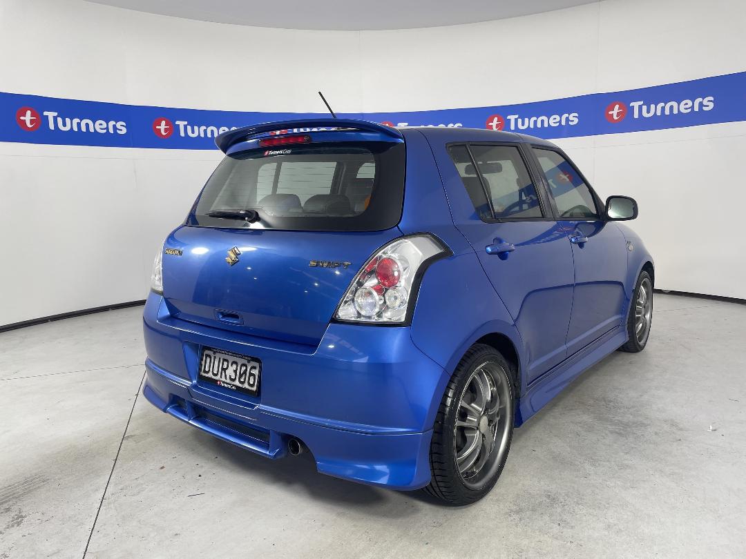 Photo '7' of Suzuki Swift Photo '7' of Suzuki Swift