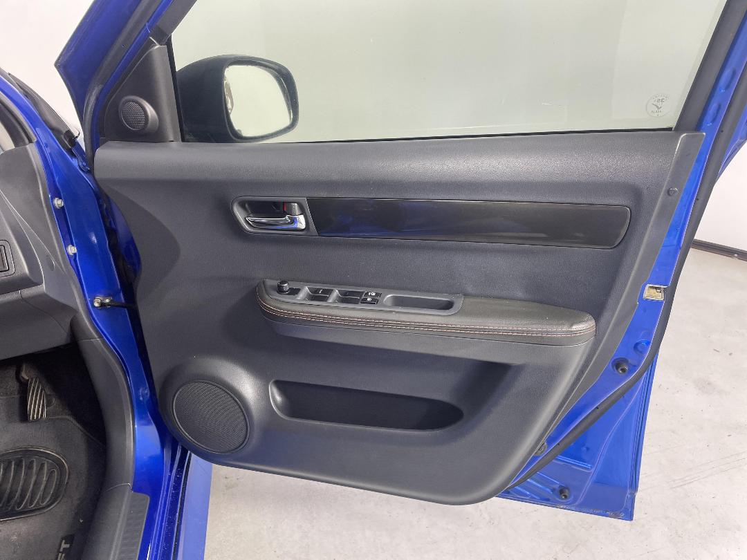 Photo '15' of Suzuki Swift Photo '15' of Suzuki Swift