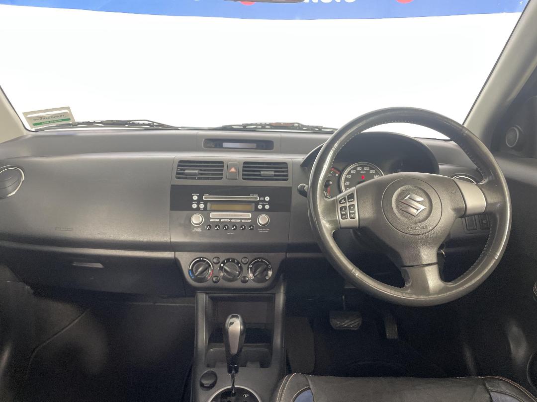 Photo '17' of Suzuki Swift Photo '17' of Suzuki Swift