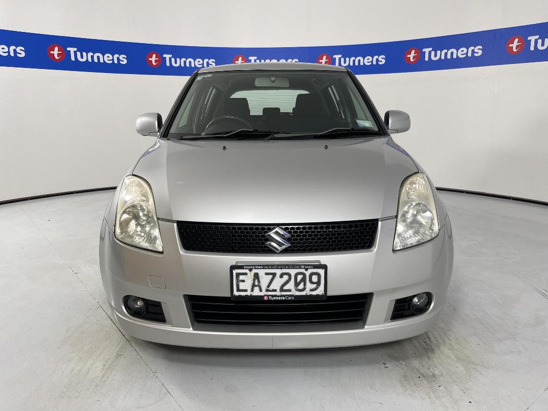 Photo '2' of Suzuki Swift Photo '2' of Suzuki Swift