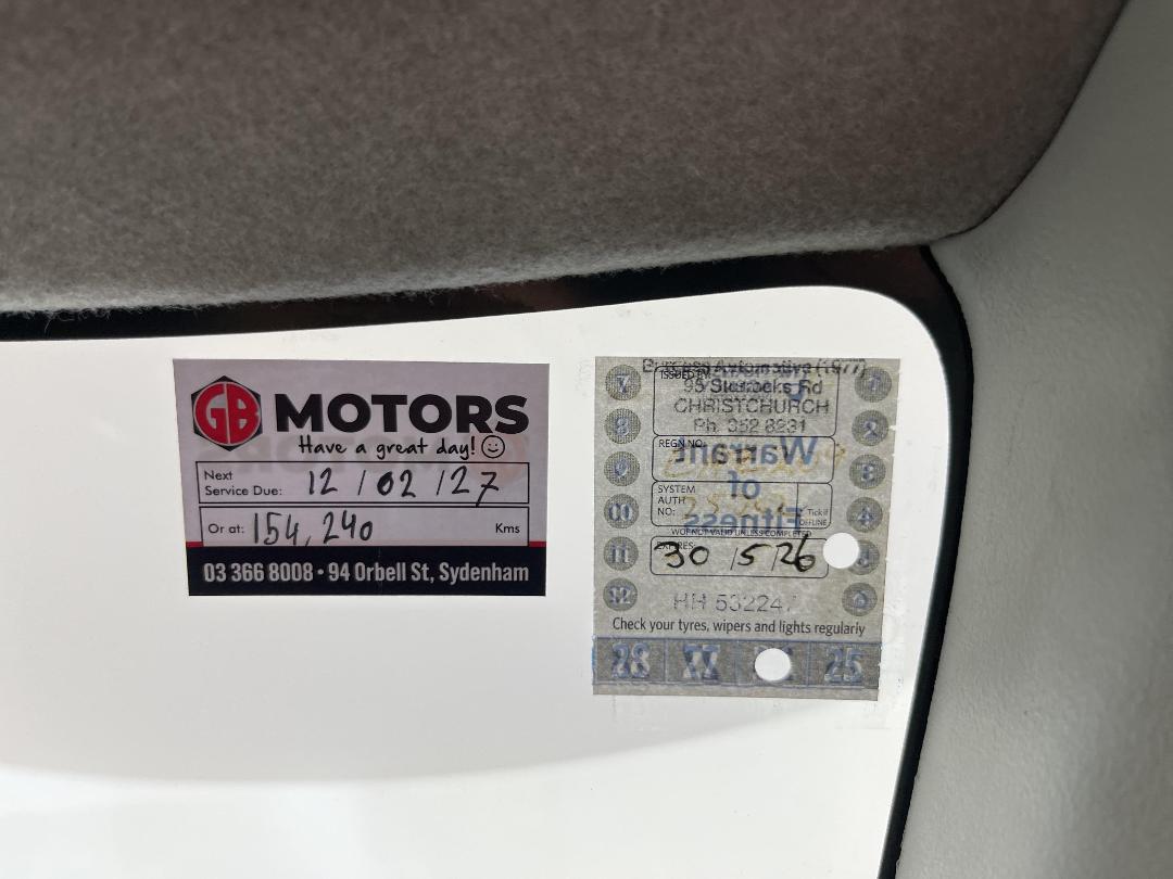 Photo '23' of Suzuki Swift Photo '23' of Suzuki Swift