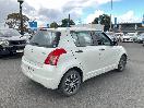 Thumbnail '4' of Suzuki Swift