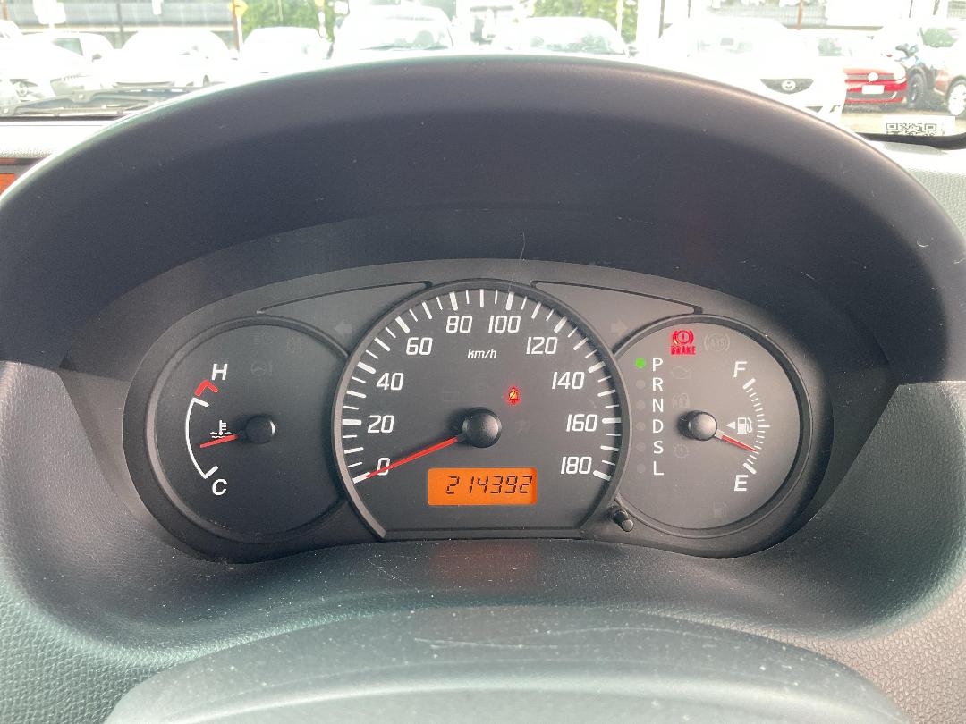 Photo '8' of Suzuki Swift