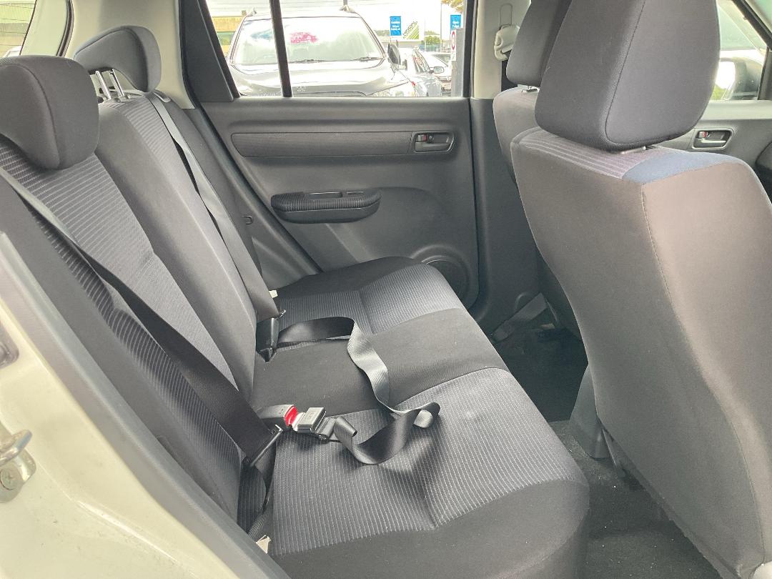 Photo '9' of Suzuki Swift