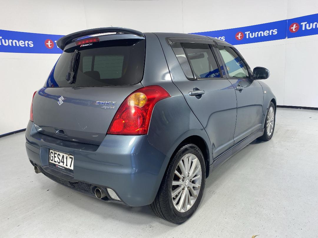 Photo '7' of Suzuki Swift Photo '7' of Suzuki Swift