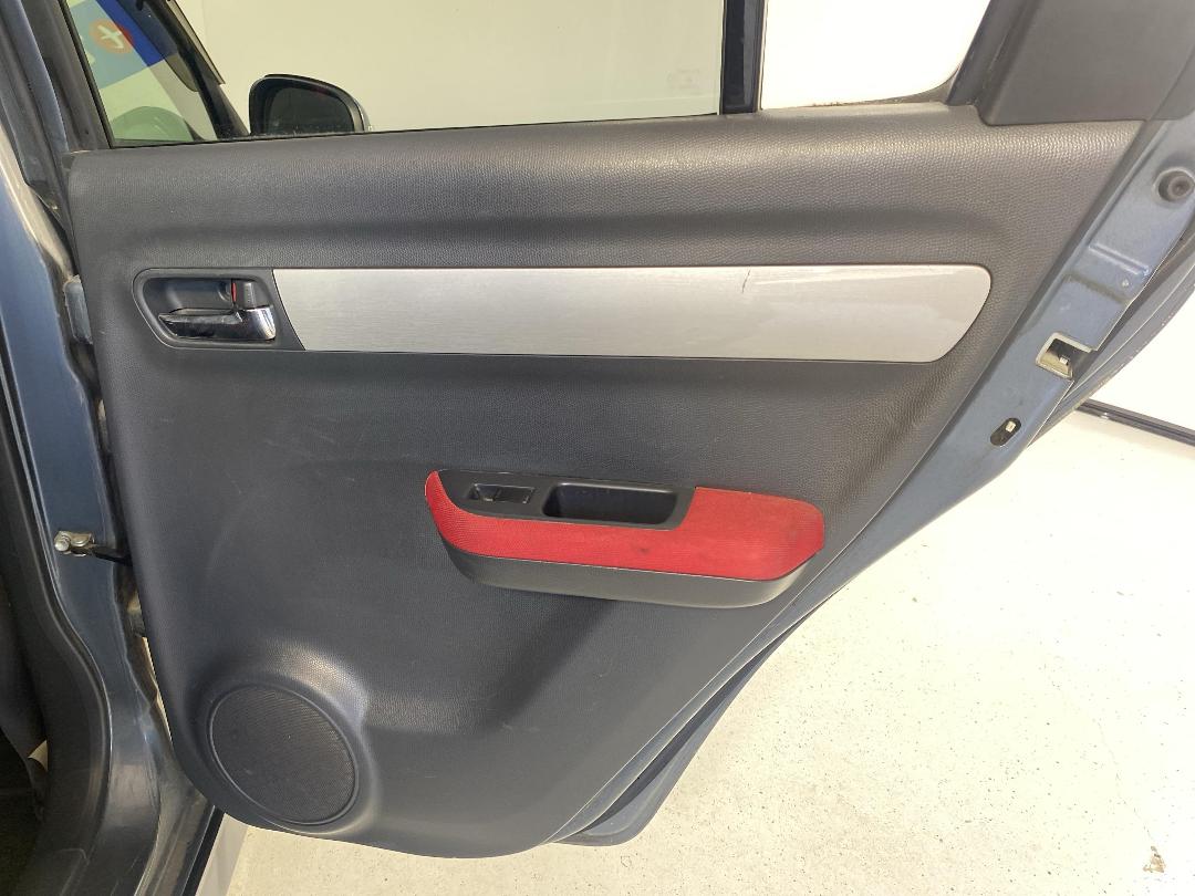 Photo '19' of Suzuki Swift Photo '19' of Suzuki Swift