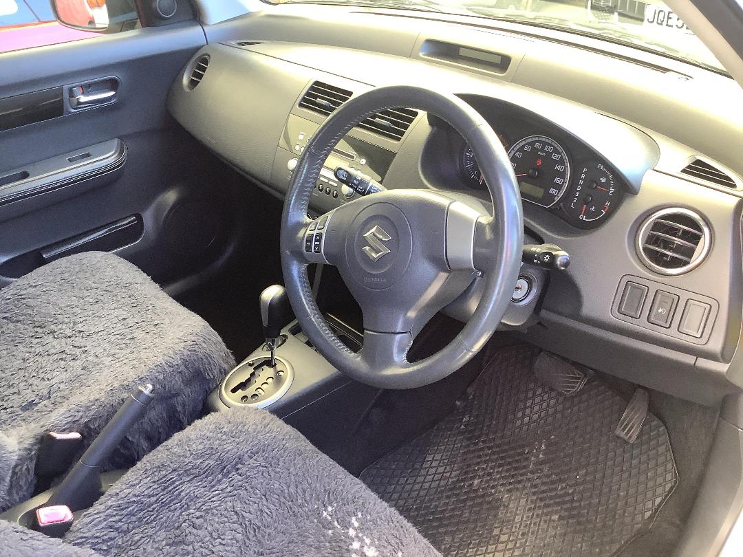 Photo '12' of Suzuki Swift Glxha2 LTD