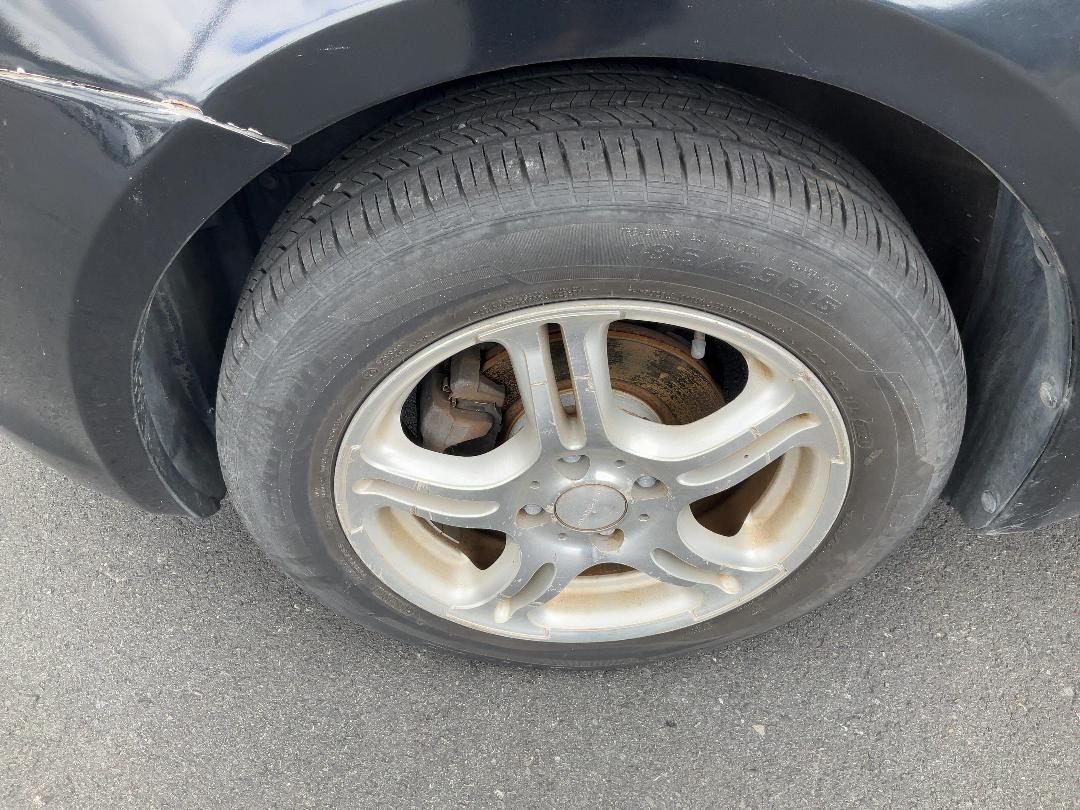 Photo '11' of Suzuki Swift